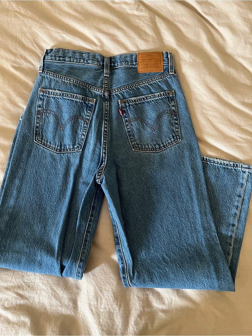 Levi's Ripped Jeans - Picture 2 of 6
